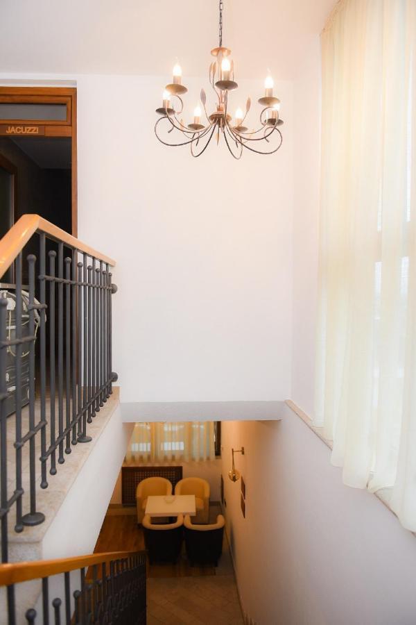 Hotel Marshal Nikšić Bagian luar foto