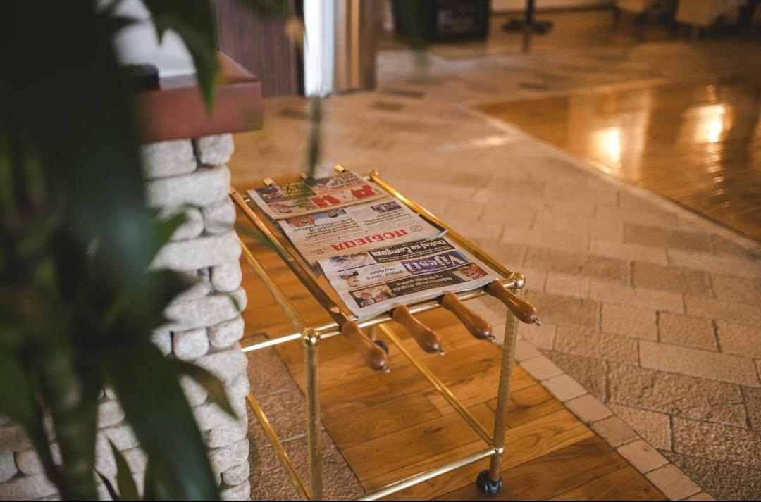Hotel Marshal Nikšić Bagian luar foto